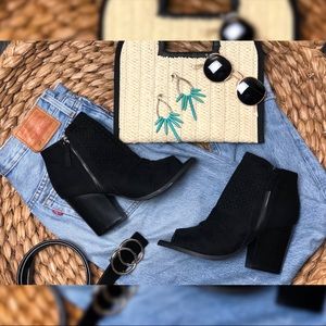 ✖️Black Boots Faux Suede✖️